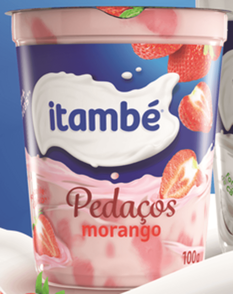 Iogurte-Integral-com-Preparado-de-Morango-Itambe-Pedacos-Pote-100g