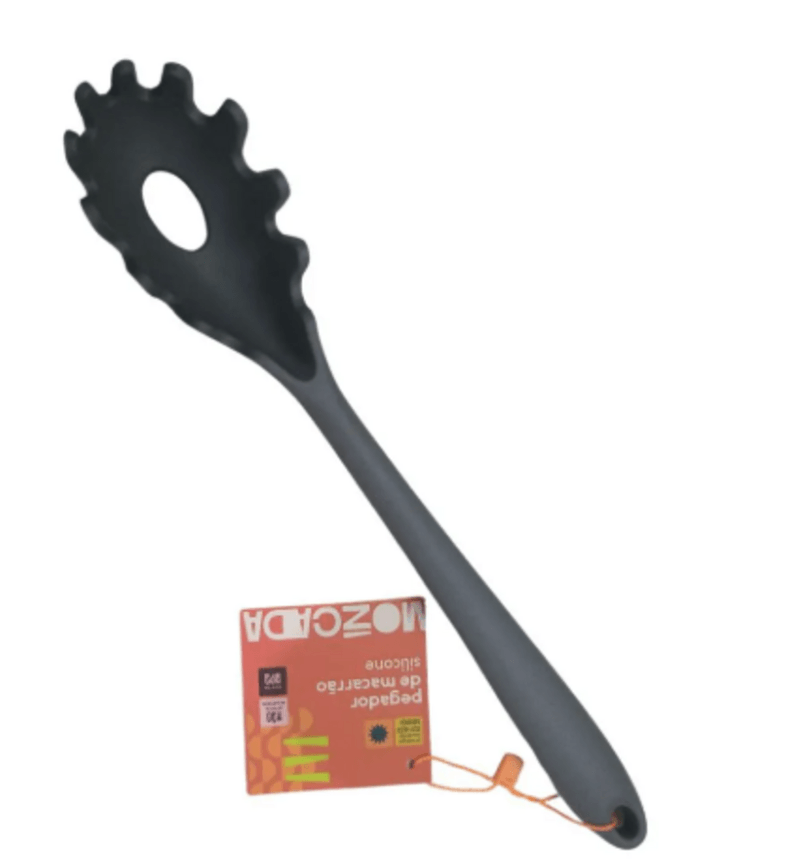 PEGADOR-DE-MACARRAO-DE-SILICONE---MOZCADA