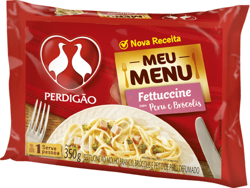 Fettuccine ao Molho Branco com Peito de Peru Defumado e Brócolis Perdigão Meu Menu Pacote 350g