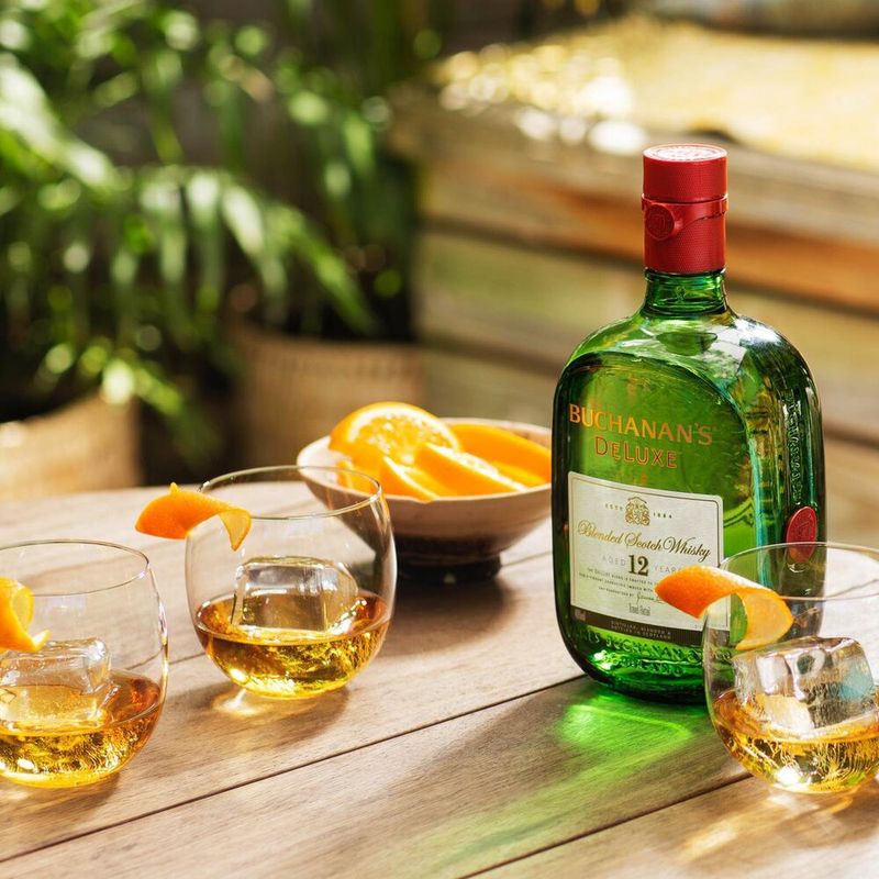 Whisky-Escoces-Blended-12-Anos-Buchanan-s-Deluxe-Garrafa-750ml