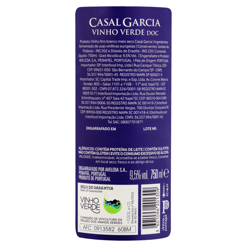 Vinho-Portugues-Branco-Meio-Seco-Casal-Garcia-Azal-Loureiro-Trajadura-Vinho-Verde-Garrafa-750ml