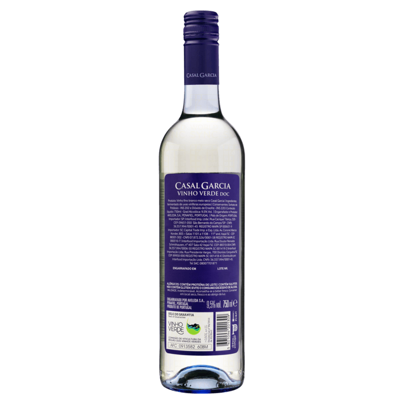 Vinho-Portugues-Branco-Meio-Seco-Casal-Garcia-Azal-Loureiro-Trajadura-Vinho-Verde-Garrafa-750ml