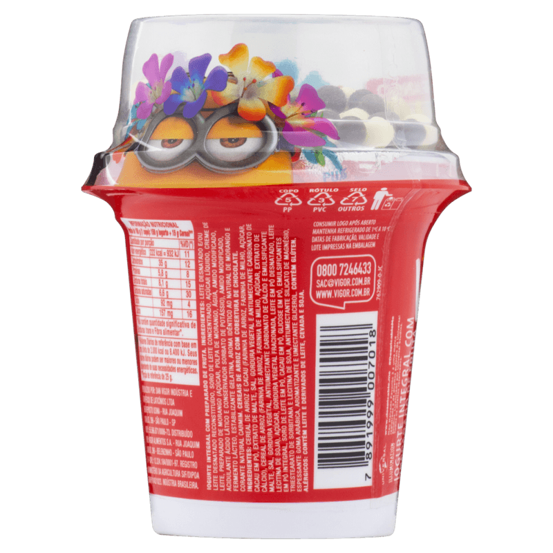 Iogurte-Integral-Morango-Com-Cereais-De-Chocolate-Meu-Malvado-Favorito-3-Vigor-Mix-Copo-165g