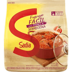 Cortes-Sobrecoxa-de-Frango-Congelada-Temperada-com-Sache-de-Molho-de-Tomate-na-Panela-Sadia-Frango-Facil-950g-Sendo-800g-de-Coxas-e-150g-de-Molho