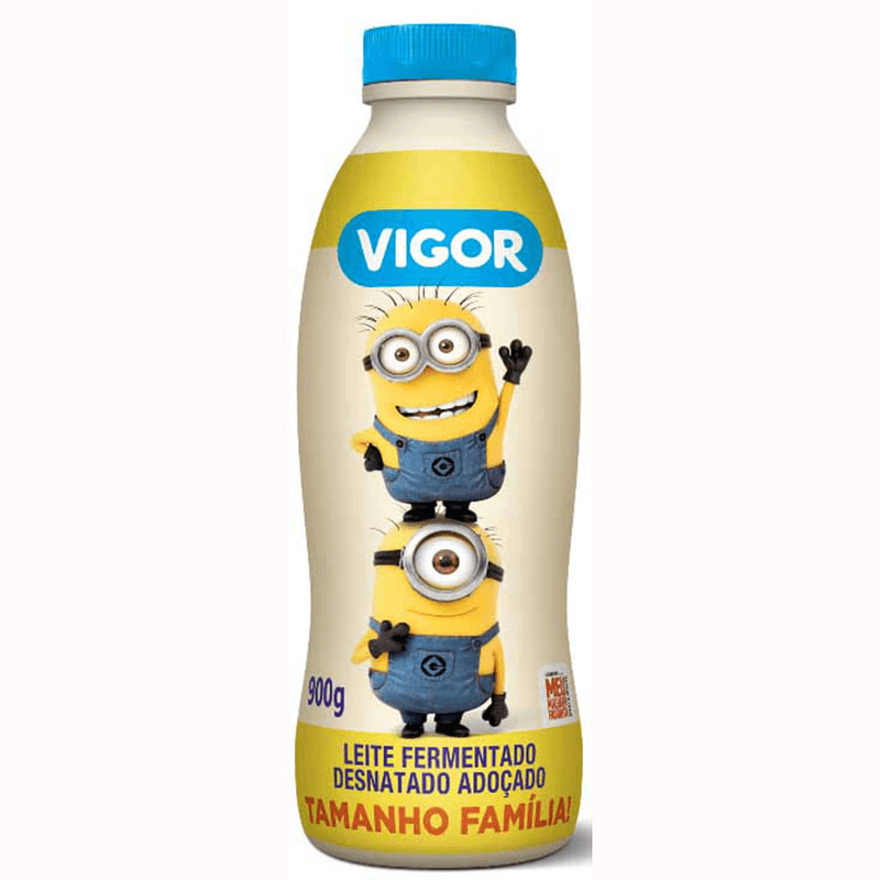 Leite-Fermentado-Desnatado-Adocado-Minions-Vigor-Garrafa-900g-Tamanho-Familia