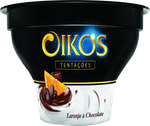 Sobremesa-Lactea-de-Queijo-Petit-Suisse-e-Preparado-de-Suco-Laranja-e-Flocos-de-Trigo-com-Chocolate-Oikos-Tentacoes-Pote-100g