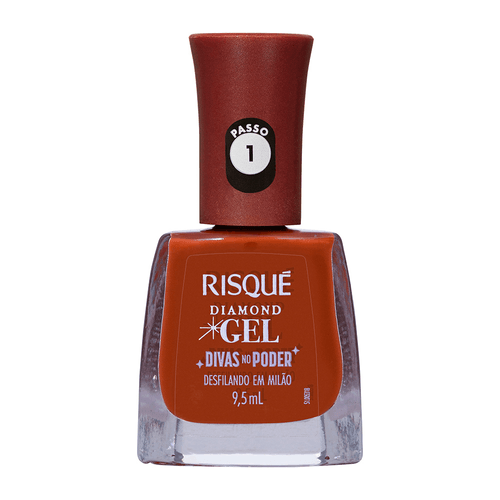 ESM RISQUE DIAMOND GEL NU 1UN DIVAS NO PODER DESFILE EM MILÃO